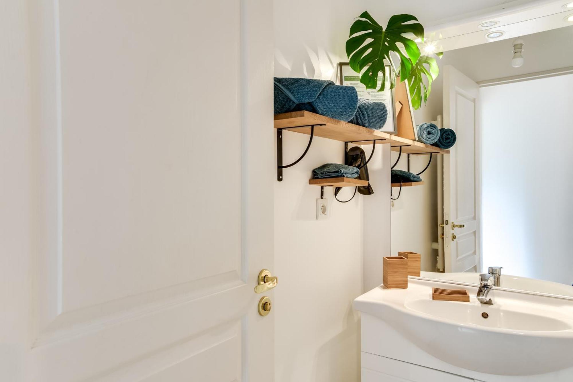 Apartament Votre Escale - Le Petit Montmartre Niort Zewnętrze zdjęcie